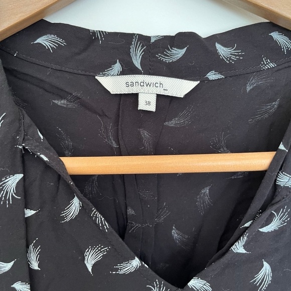 Sandwich Black Feather Print Women's blouse with bow neck size 38 (6US) - Picture 4 of 5